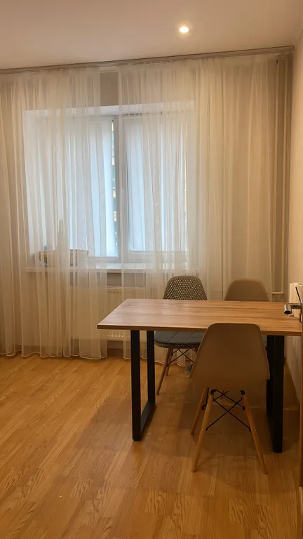 Просторная 2-комнатная квартира у реки Шоша на первой линии