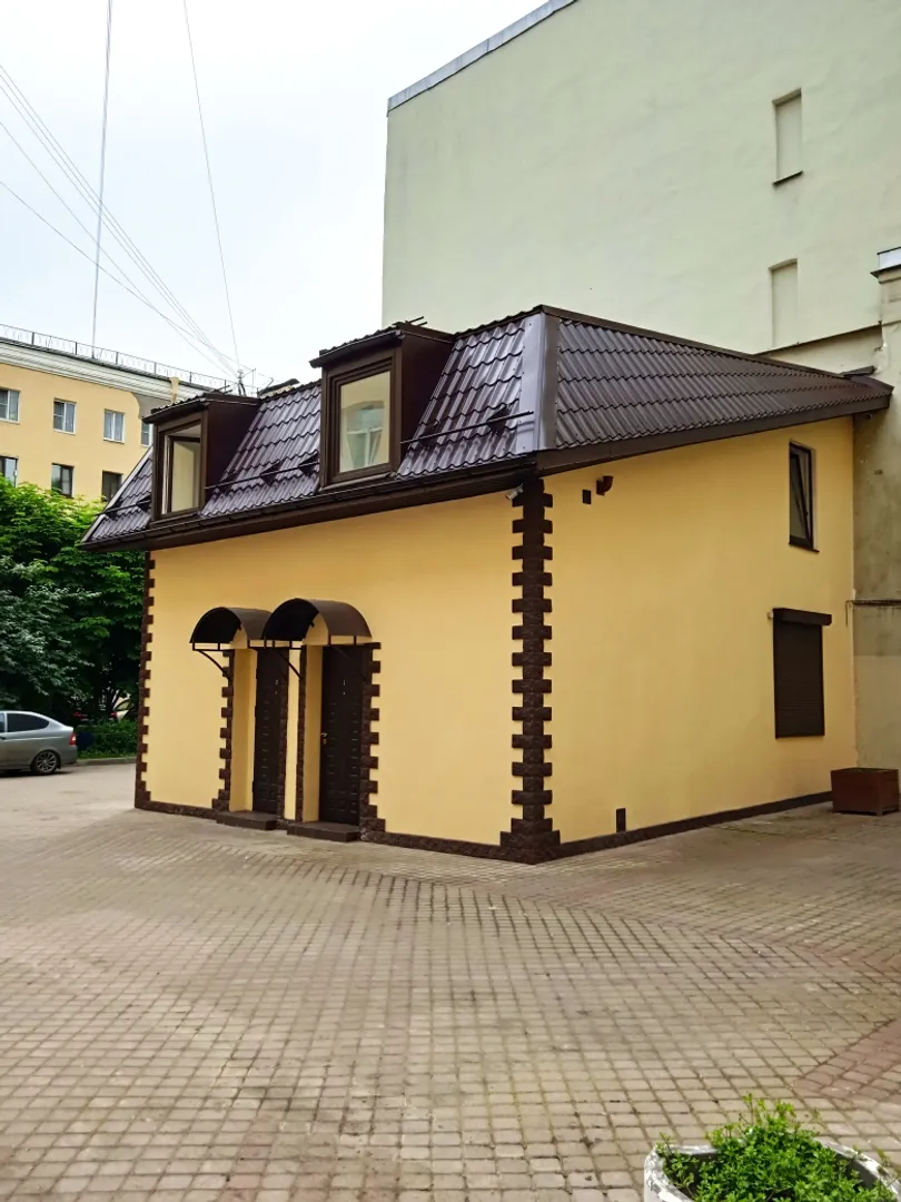 Отдельно стоящее здание на два апартамента. 45м2 + 42м2 