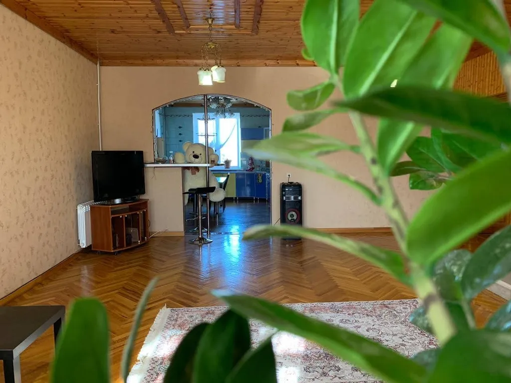 4-комнатный Дом