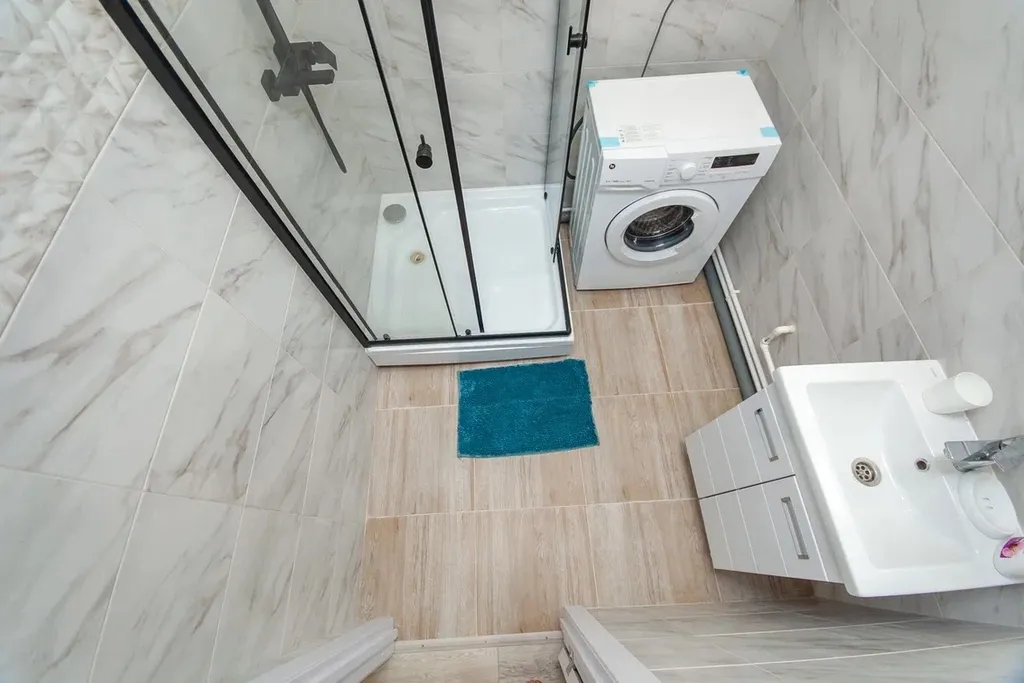 Уютная, светлая, студия в однокомнатной квартире