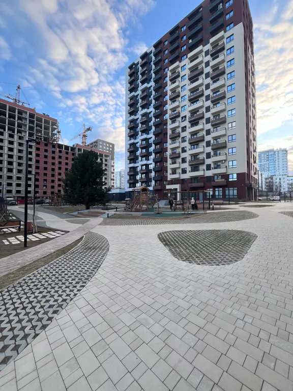 Bосхититeльнaя кваpтирa c бaлкoнoм