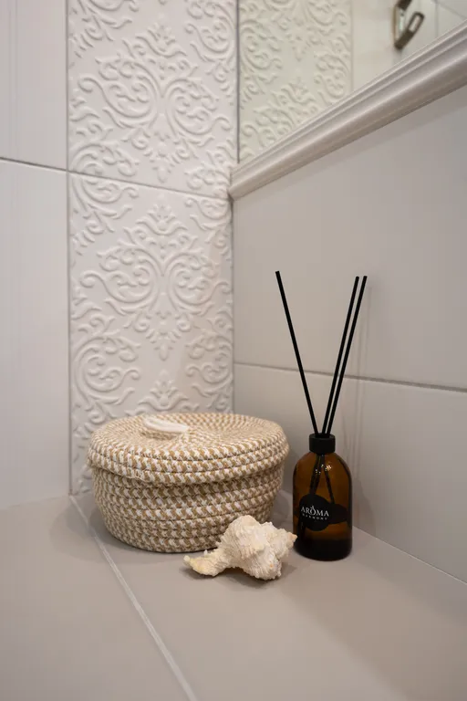 У спуска к морю