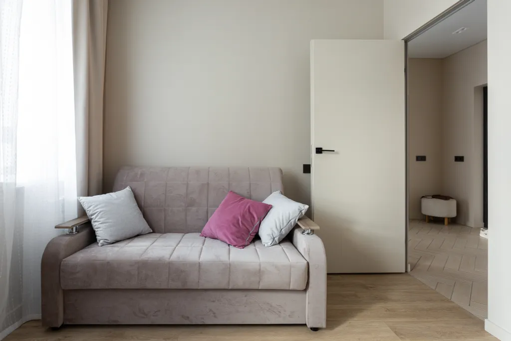 Четырехместная дизайнерская квартира у ТЦ Форум