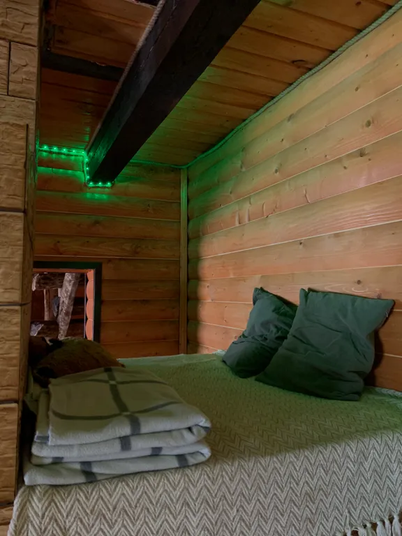 Дом с баней и бассейном