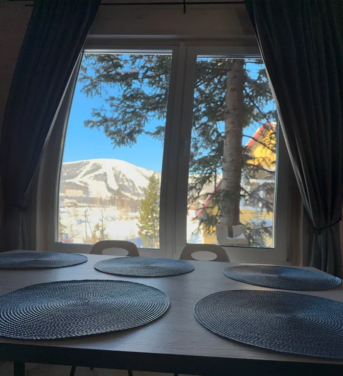 Дом с прекрасным видом на Зеленую гору