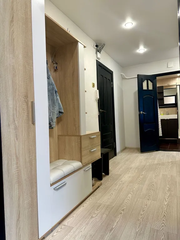 Уютная двухкомнатная квартира у автовокзала, ТЦ Ясень, МЧС