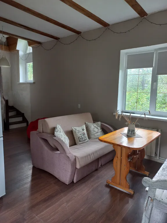 Частный дом в деревне в 15 километрах от центра города