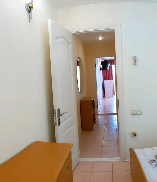 Семейный двухкомнатный номер с видом на море и большим балконом