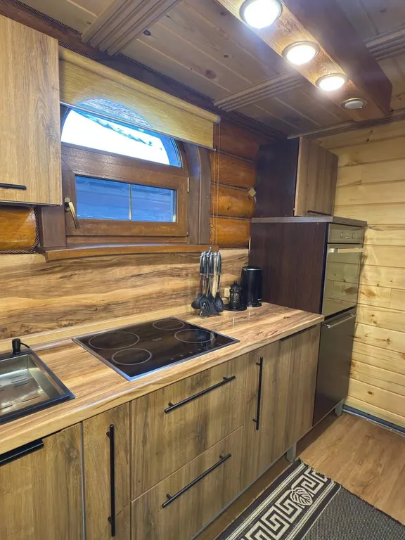 Коттедж Элис в центре с видом на Байкал