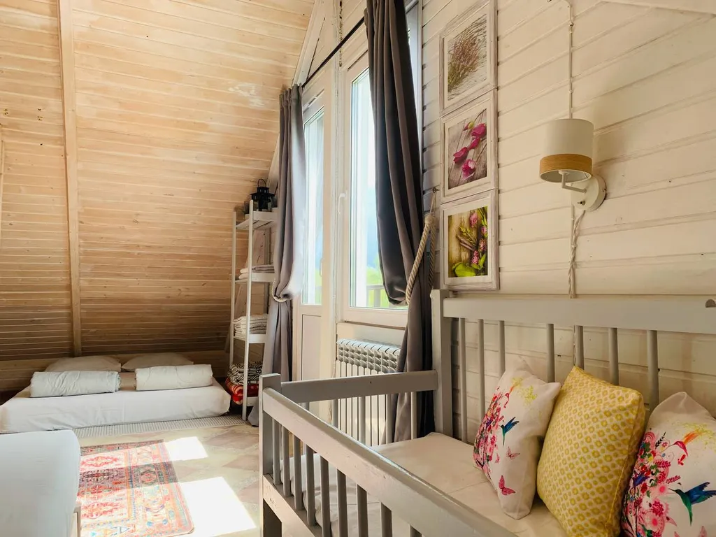 Дом у озера