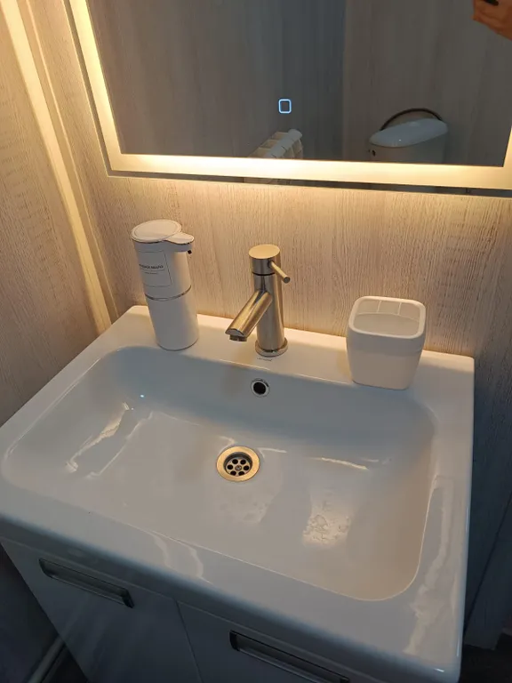 Коттедж Комфортный современный дом с Мастер- спальнями в стиле Хюгге — Бор