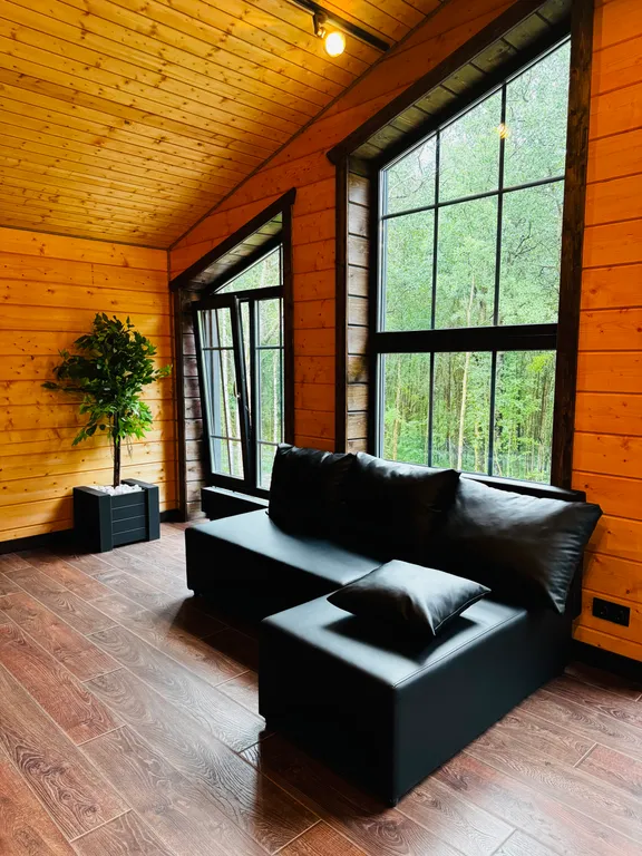 Домик в лесу с русской баней