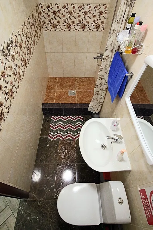 Квартира Однокомнатная квартира 2 на первом этаже двухэтажного дома — Темрюк