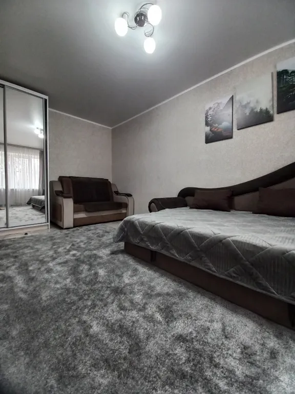 Уютная квартира в центре — аренда посуточно в Зеленчукская