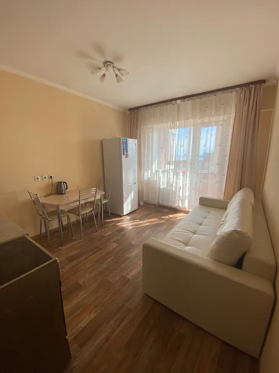 Квартира Квартира Солнечная и уютная евродвушка — Иркутск