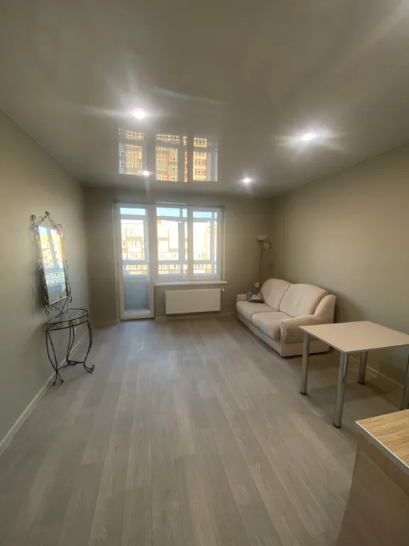 Светлая студия