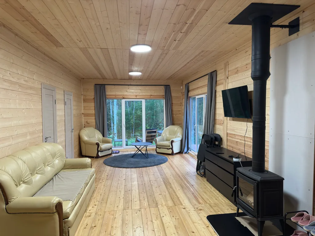 Коттедж Дом с видом на лес — Стеклянный