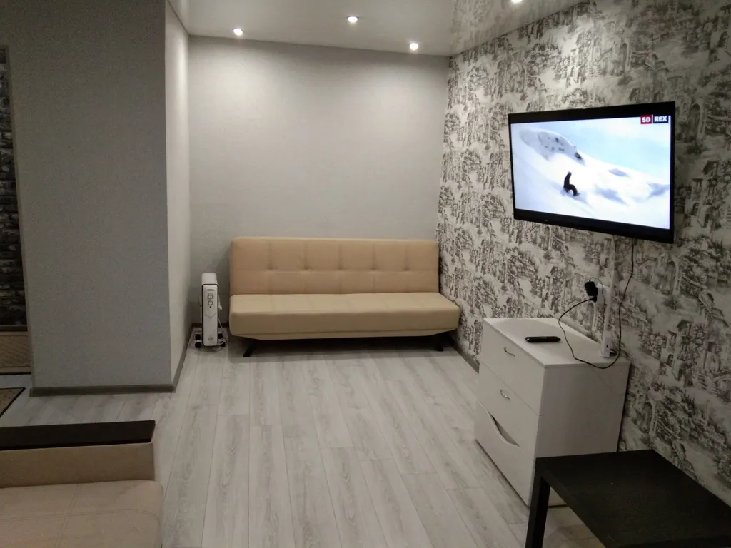 Уютная квартира на первом этаже, недалеко от подъемника