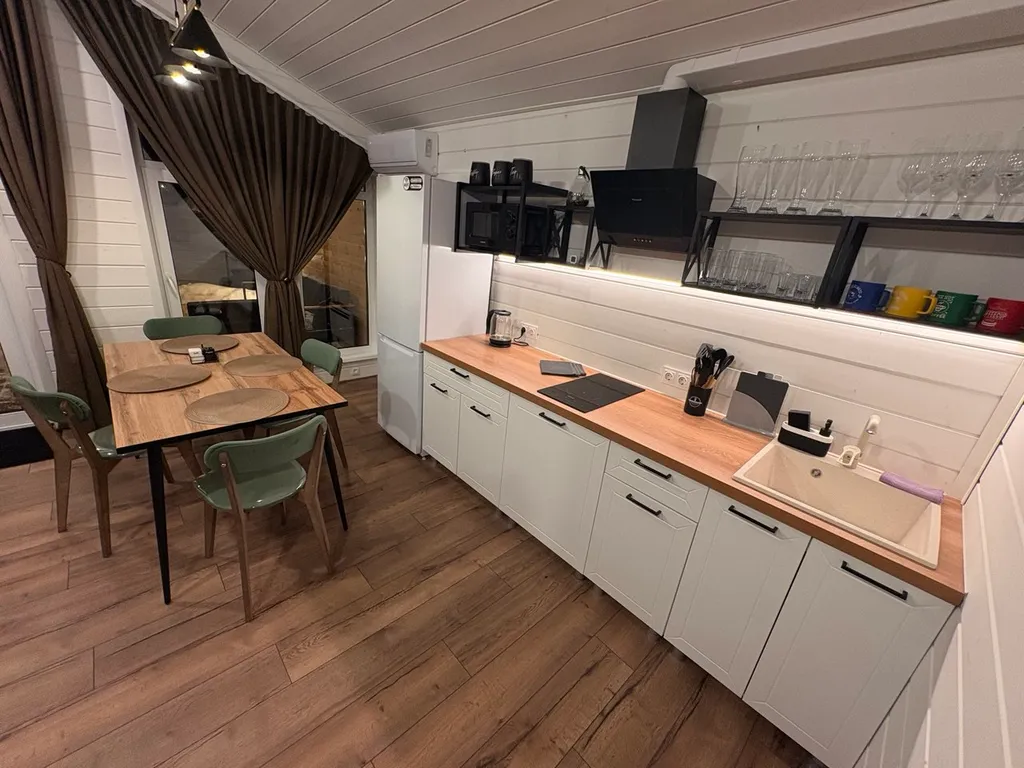 Домик в черте города Климовск