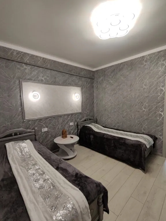 Уютная двухкомнатная квартира с отдельным входом в центре района