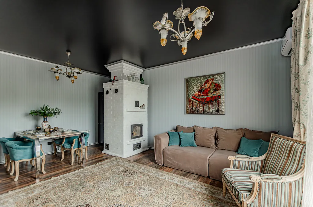 Уютный дом в центре города