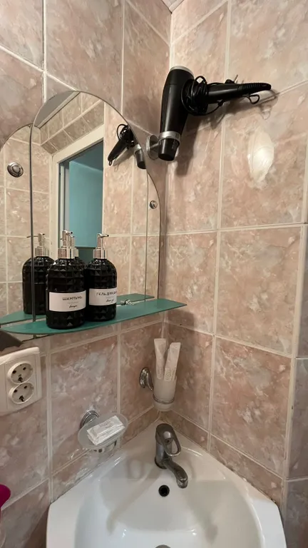 Комнаты с видом на море и горы