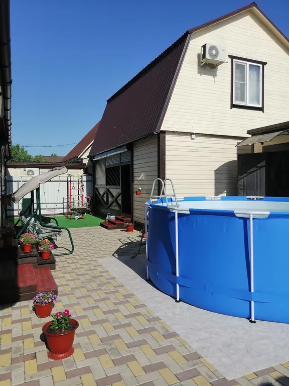 Уютный коттедж на море — аренда посуточно в Голубицкая