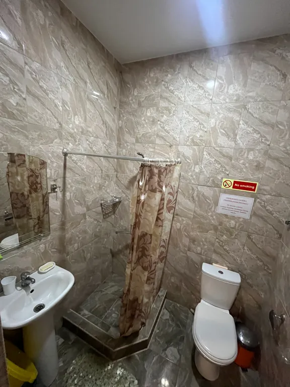 Трехместный номер с раскладным пуфом