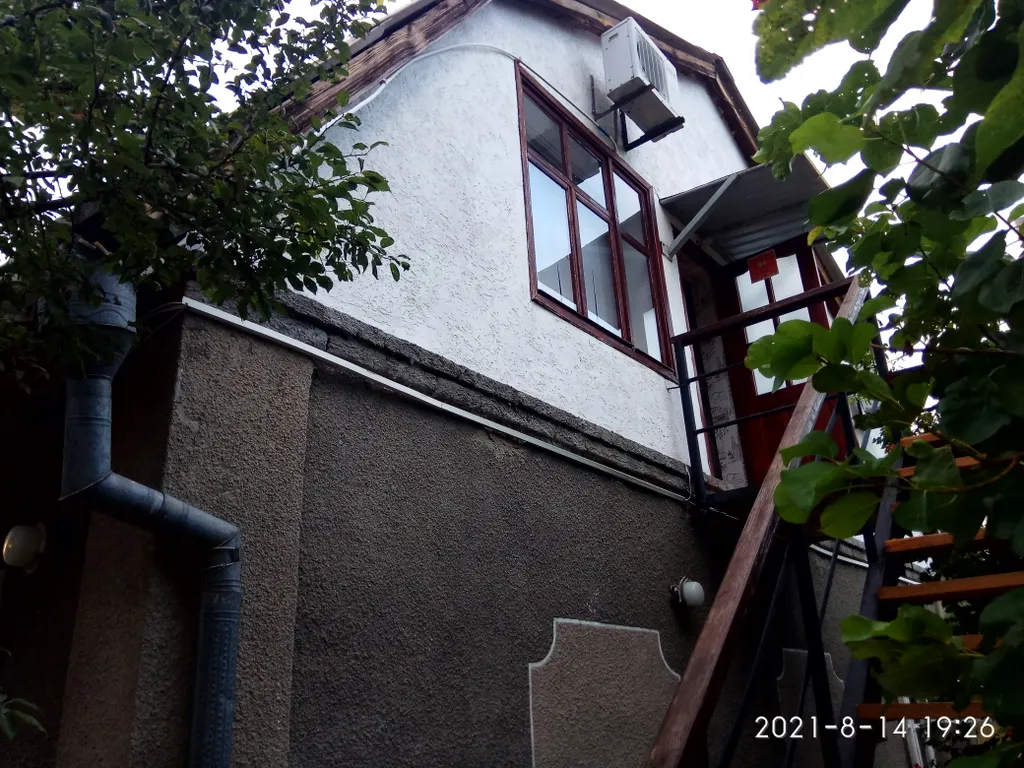 Комната с кондиционером в частном доме