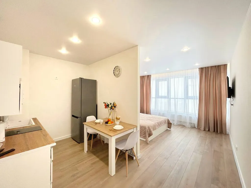 Просторная студия на 15 этаже