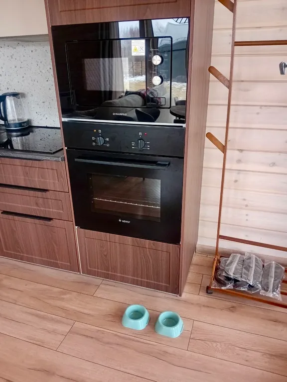 Побег из города, дом с сауной и камином