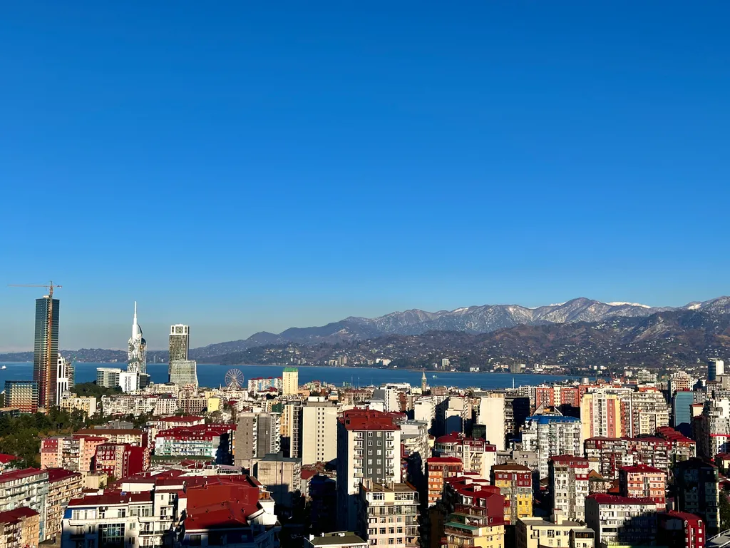 Квартира Квартира Зелёный балкон с видом на город — Батуми