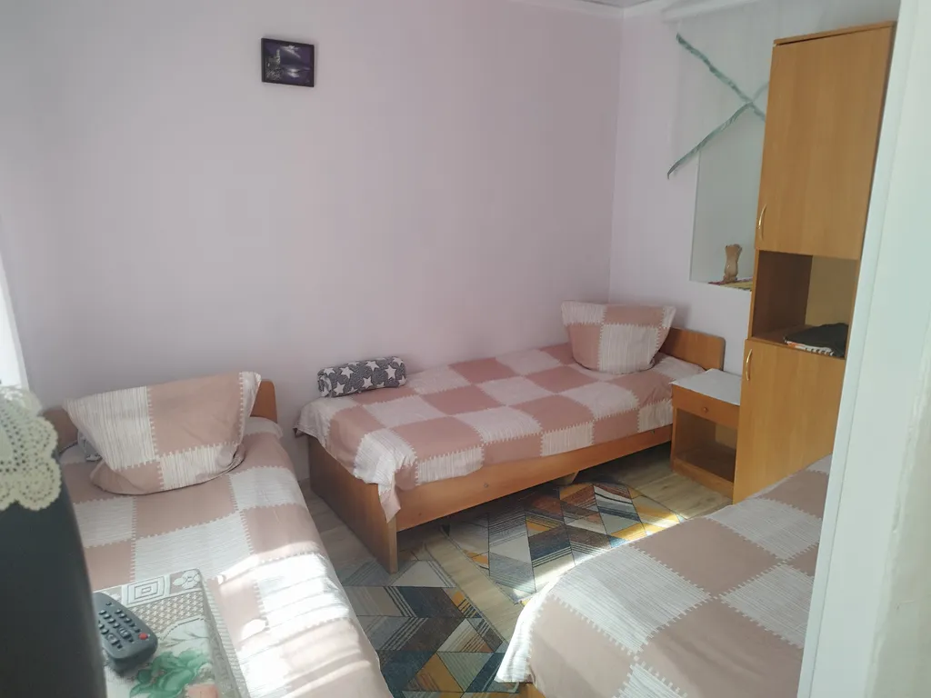 Дом возле набережной