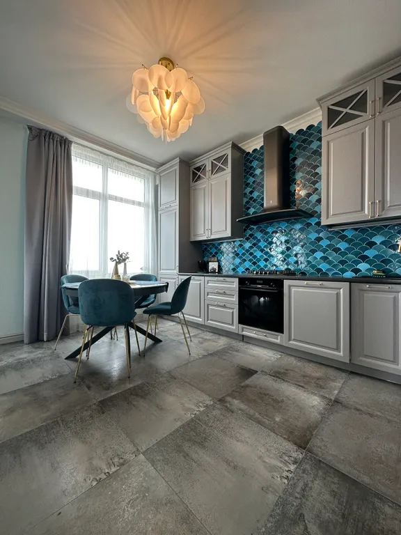 Дизайнерская большая квартира на берегу моря — аренда посуточно в Адлер