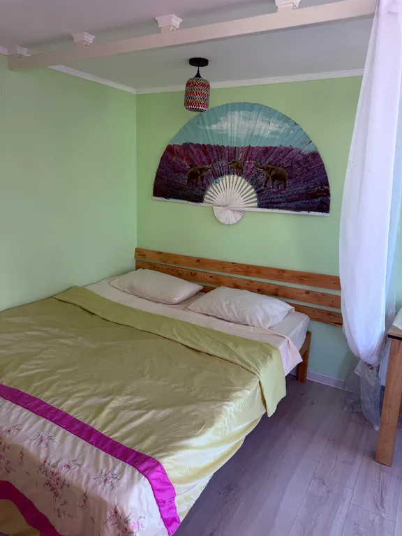 Уютная студия через забор с Ханским дворцом