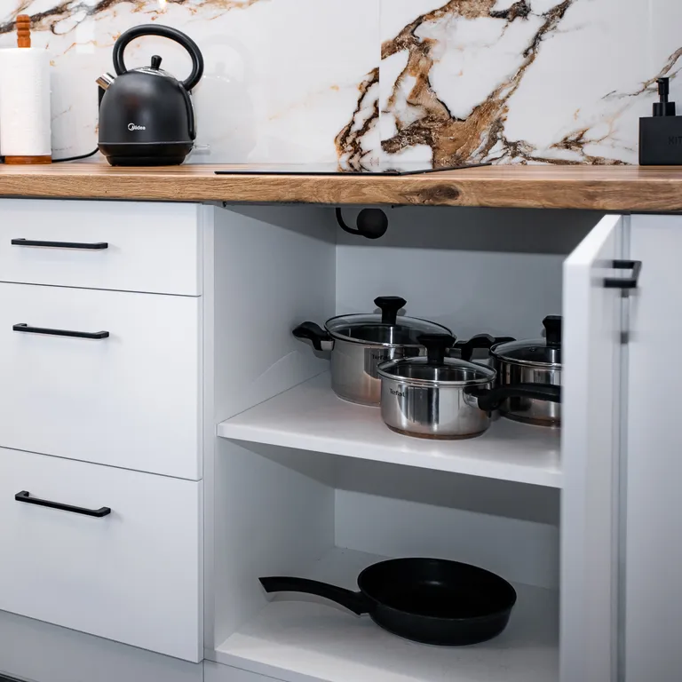 Студия на побережье