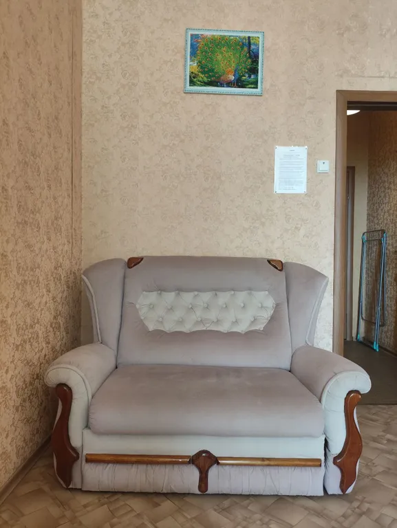 Трехместный номер с 2  кроватями и диваном. Стандарт с видом на море.