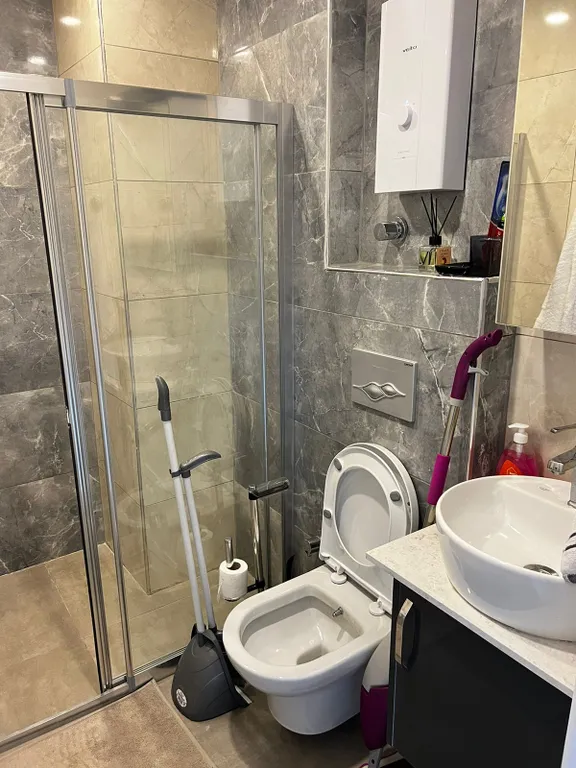 Студия с видом на горы