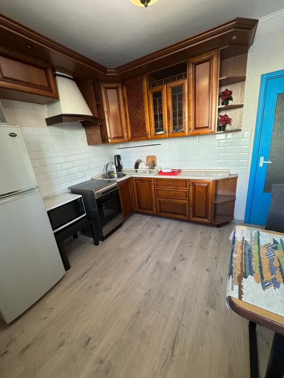 2-х комнатная квартира размещение до 8 гостей 10 минут от метро