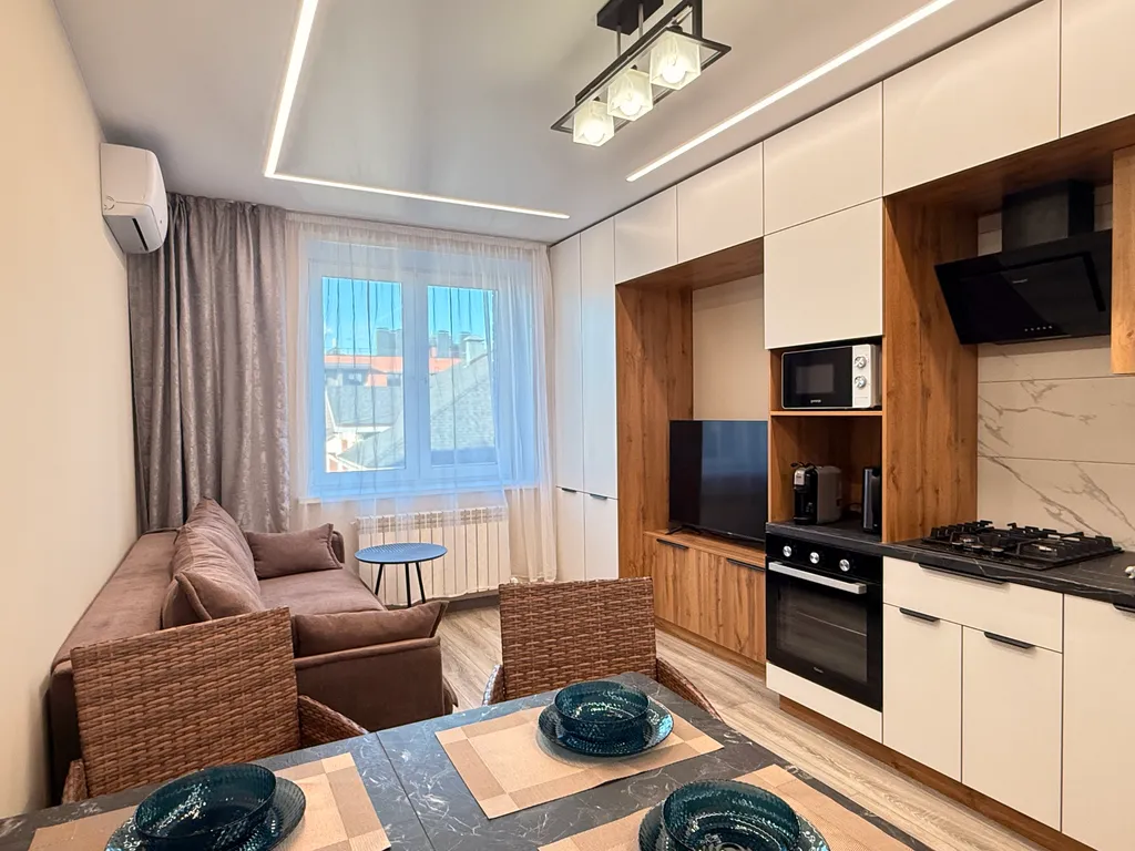 Квартира Уютная 2х квартира с камином и шикарным балконом, в новом доме — Ярославль