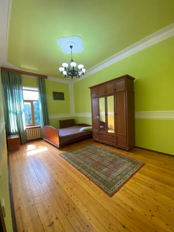 Дом напротив фонтана с потрясающим видом на крепость, фонтан и море