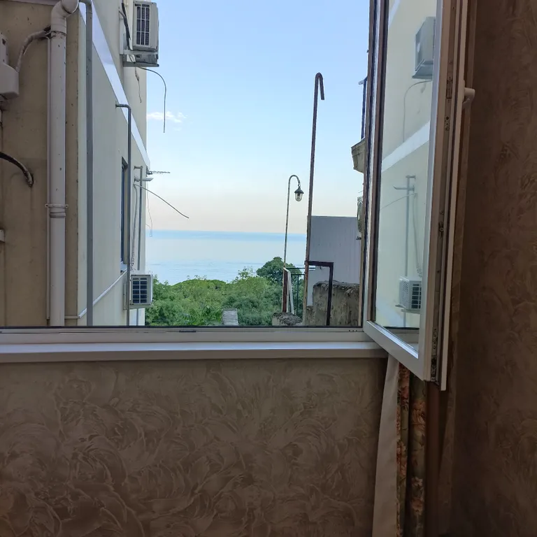 Уютная квартира-студия близко к морю