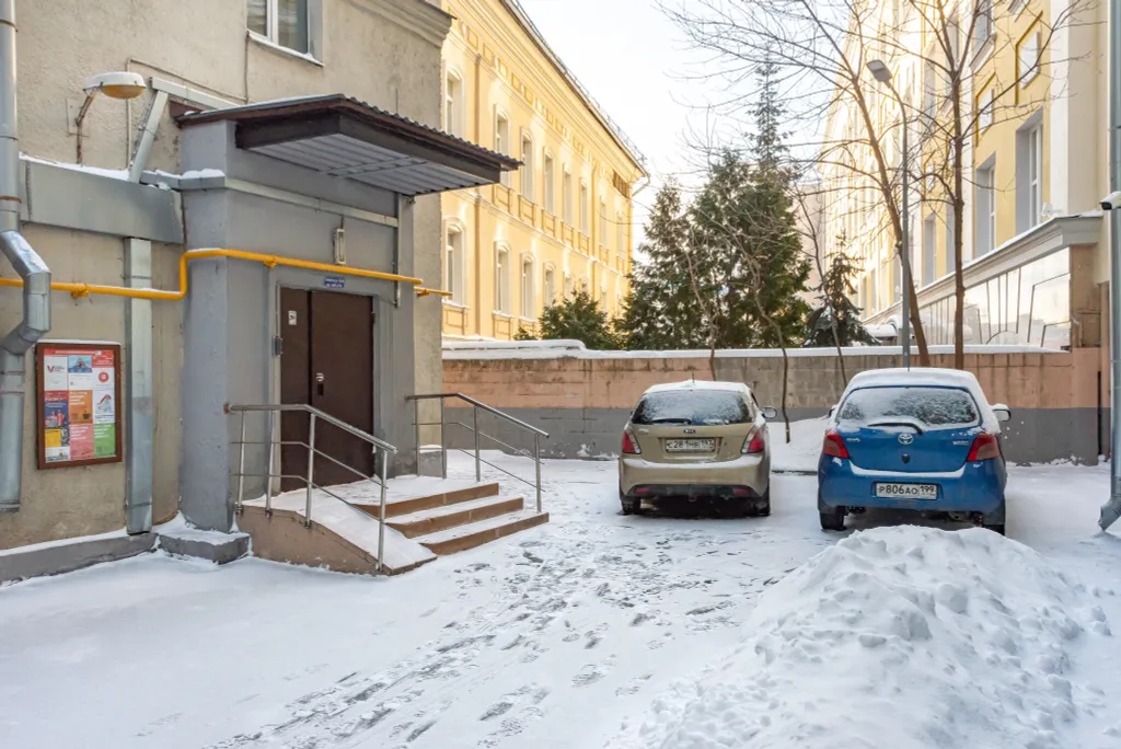 Квартира 2-комнатная квартира в центре Москвы в 7 минутах от Кремля! — Москва