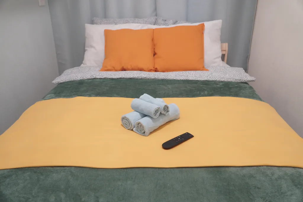 Светлая студия для двоих гостей недалеко от метро