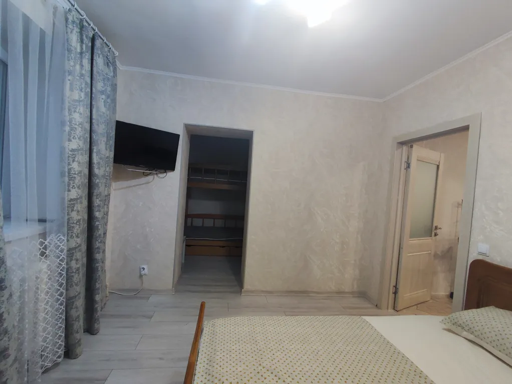 Квартира 3-комнатная Квартира — Геленджик