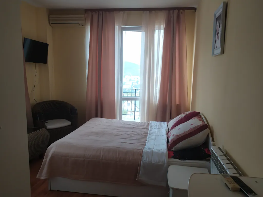 6-комнатный Дом