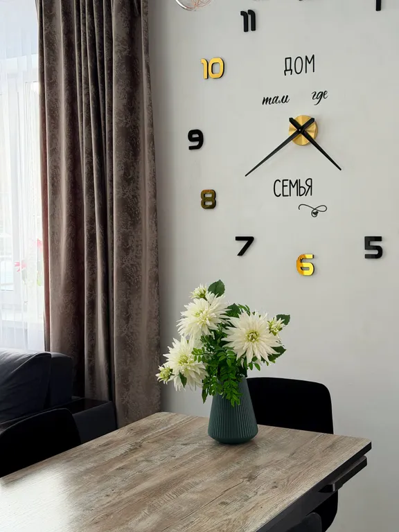 Новый коттедж возле соснового леса