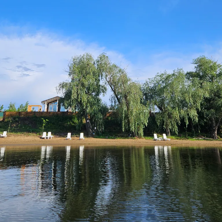 Дом с видом на реку