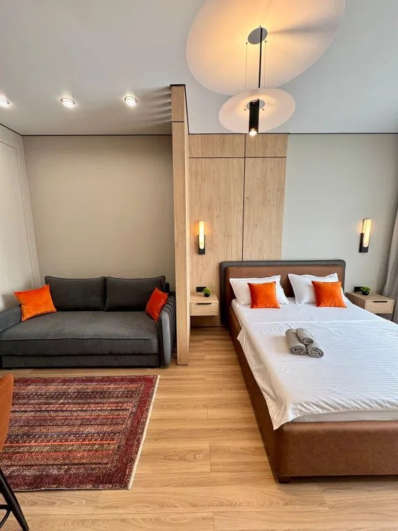 Чистая и светлая 1-комнатная квартира — аренда посуточно в Алматы