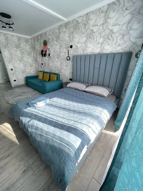 Квартира Современная однокомнатная — Алматы